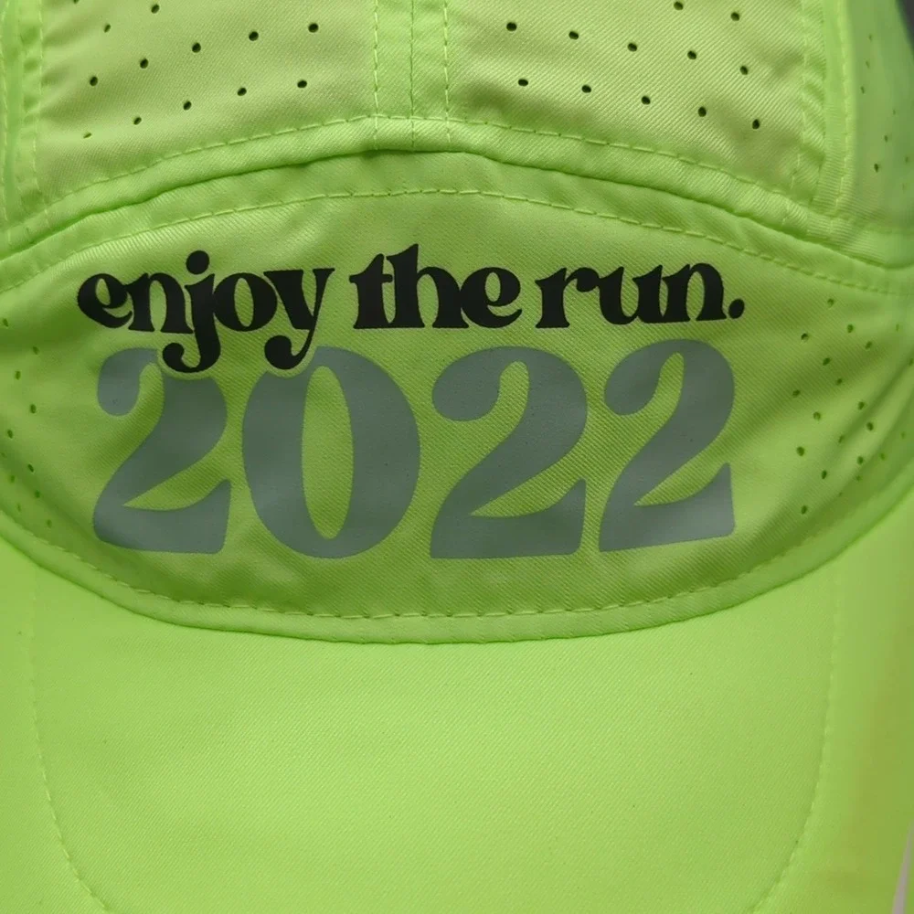 Nike featherlight dri